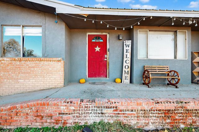 112 E Aragon Road, Belen, NM 87002