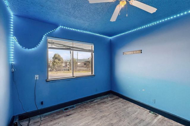 112 E Aragon Road, Belen, NM 87002