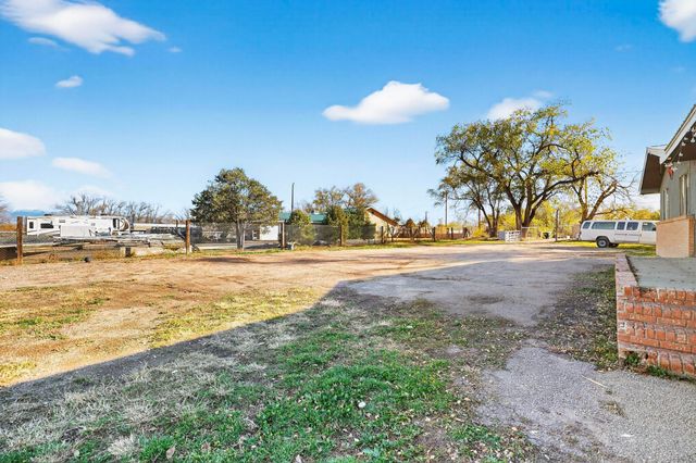 112 E Aragon Road, Belen, NM 87002