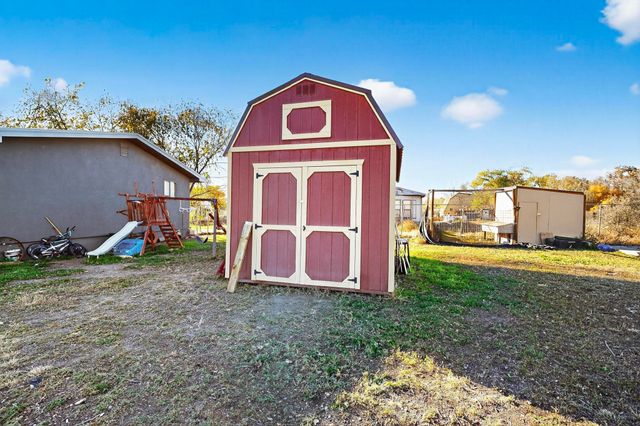 112 E Aragon Road, Belen, NM 87002