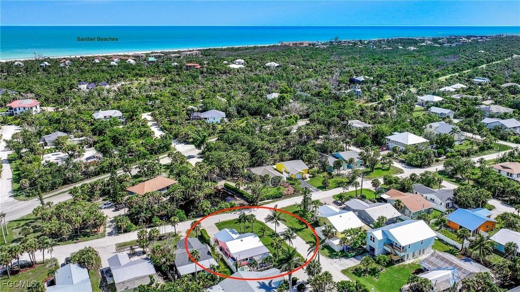 1657 Atlanta Plaza DR, Sanibel, FL 33957