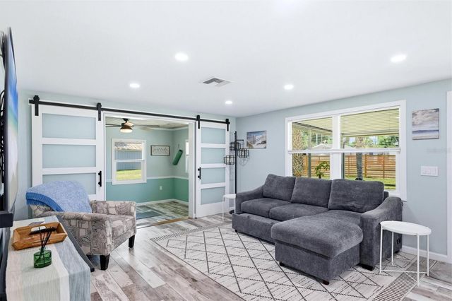 4300 EASTERN PARKWAY, Sarasota, FL 34233