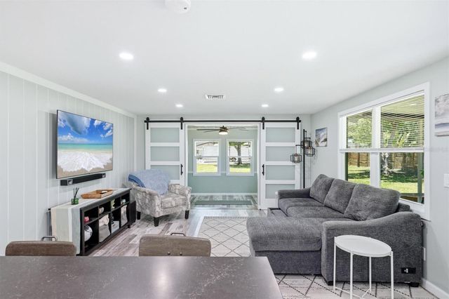 4300 EASTERN PARKWAY, Sarasota, FL 34233