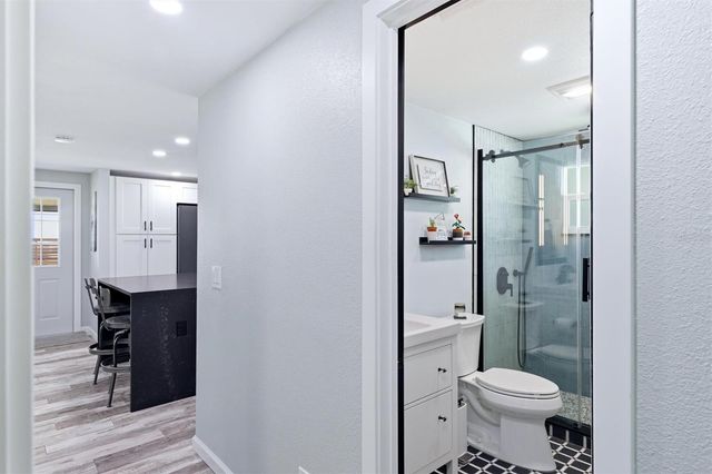 4300 EASTERN PARKWAY, Sarasota, FL 34233