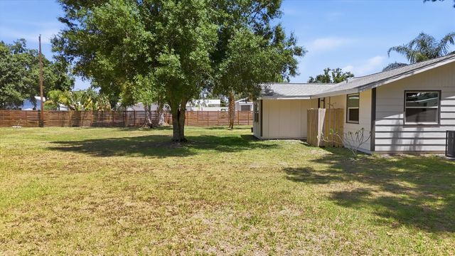 4300 EASTERN PARKWAY, Sarasota, FL 34233