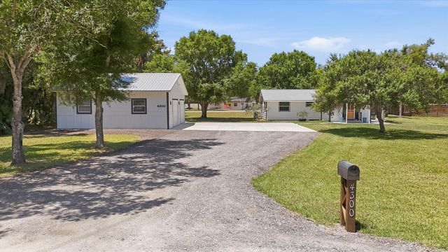 4300 EASTERN PARKWAY, Sarasota, FL 34233