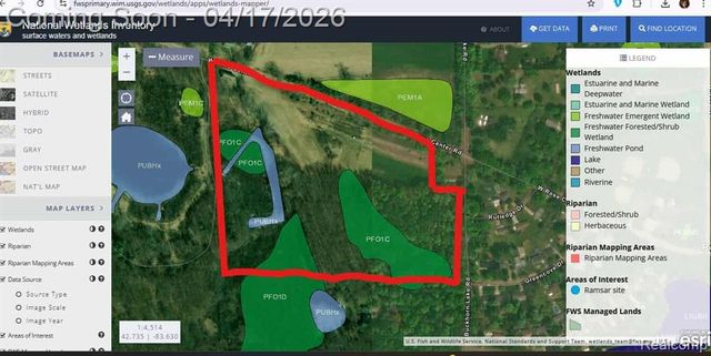 825 W Rose Center Road, Holly, MI 48442