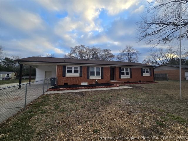 1443 Larkhall Drive, Fayetteville, NC 28304