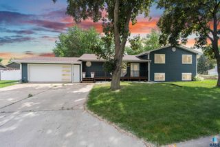 1501 E Sylvan Cir Circle, Brandon, SD 57005