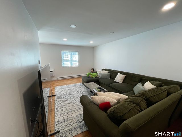 5 Woodside Avenue F65, Danbury, CT 06810