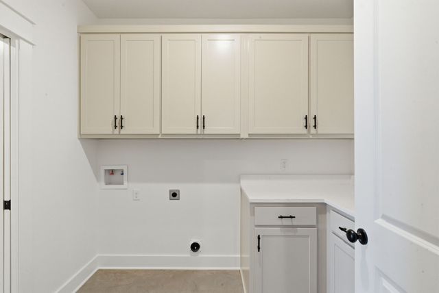 1005 Paramount Drive, Cresson, TX 76035