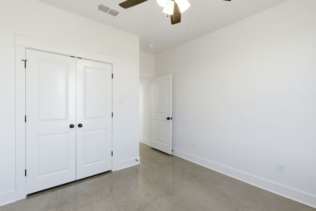 1005 Paramount Drive, Cresson, TX 76035