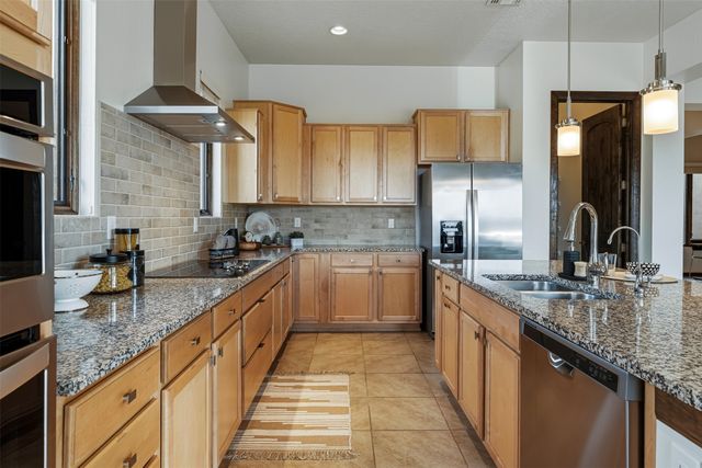 9 Camino Maravilla, Santa Fe, NM 87506