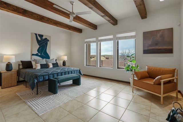9 Camino Maravilla, Santa Fe, NM 87506