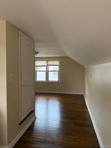 8687 Farmbrook Street, Detroit, MI 48224