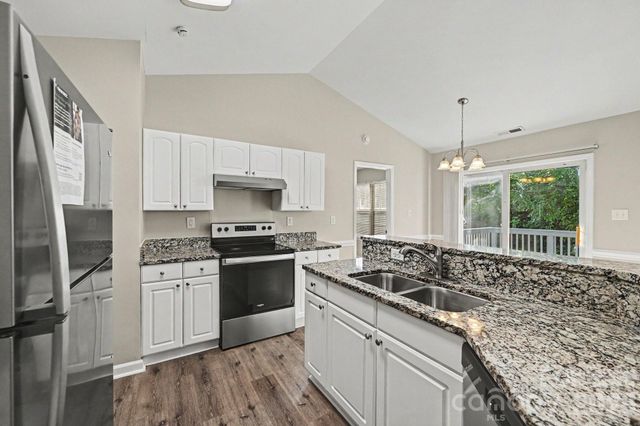 4410 Craven Hill Drive, Charlotte, NC 28216