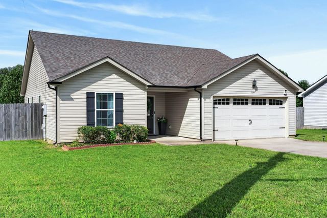 120 Bob White Trl, Oak Grove, KY 42262