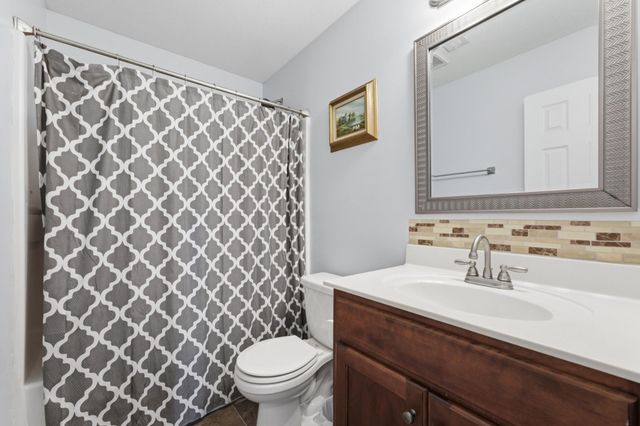 120 Bob White Trl, Oak Grove, KY 42262