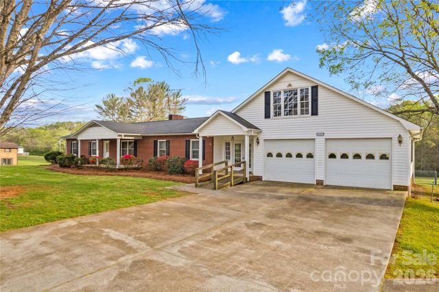 117 Jo Monni Loop, Statesville, NC 28625