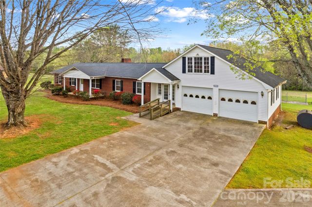 117 Jo Monni Loop, Statesville, NC 28625