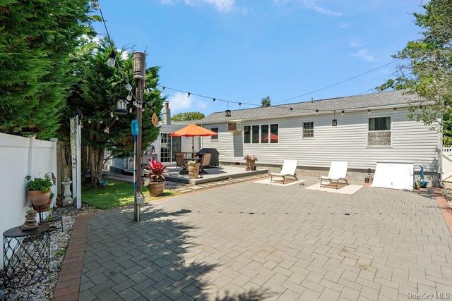 76 Alton Road, Babylon, NY 11702