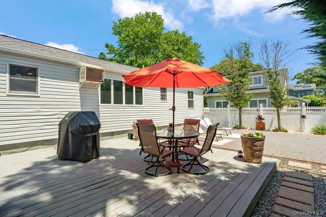 76 Alton Road, Babylon, NY 11702