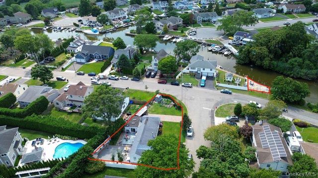 76 Alton Road, Babylon, NY 11702