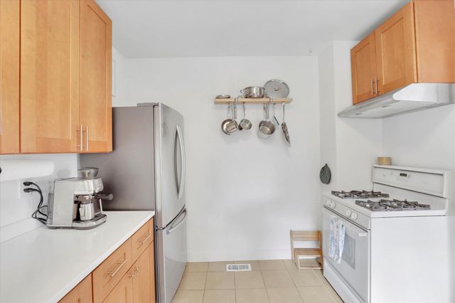 9410 E BROADWAY Ave, Spokane Valley, WA 99206