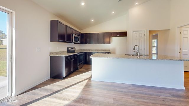 3984 Quail Court, Chipley, FL 32428