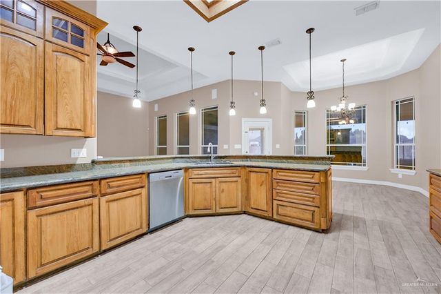 2005 Stuart Road W, Weslaco, TX 78599