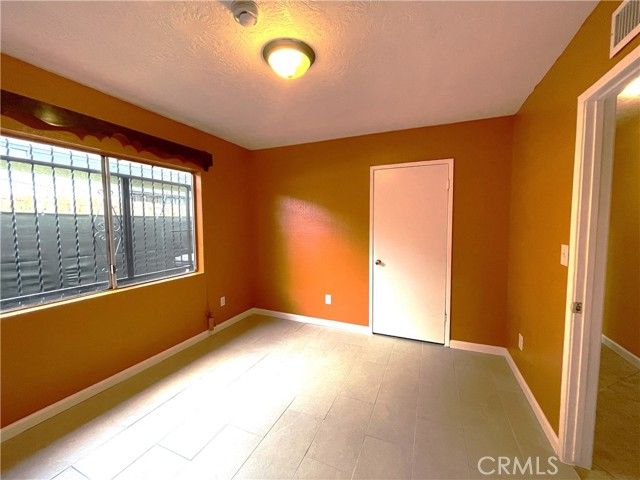 10802 Grape Street, Los Angeles, CA 90059