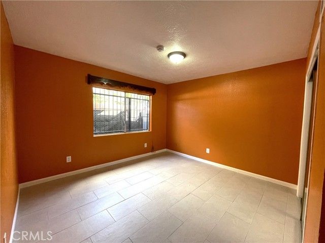 10802 Grape Street, Los Angeles, CA 90059