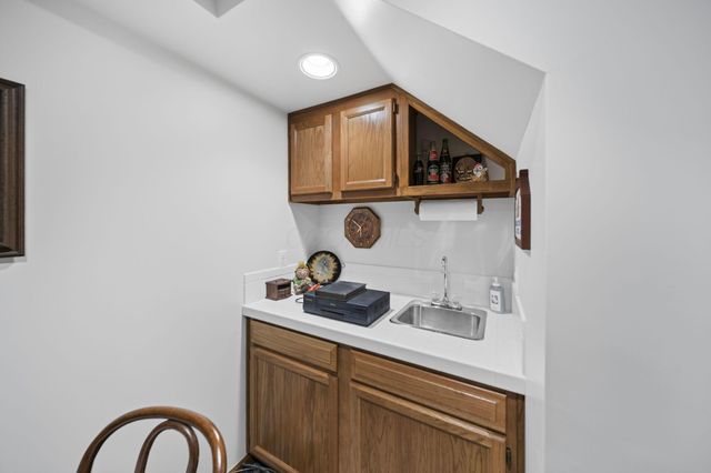 10217 Braemar Drive, Powell, OH 43065