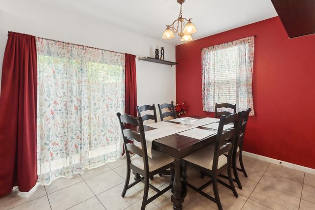 2012 Muscovy Rd, West Sacramento, CA 95691