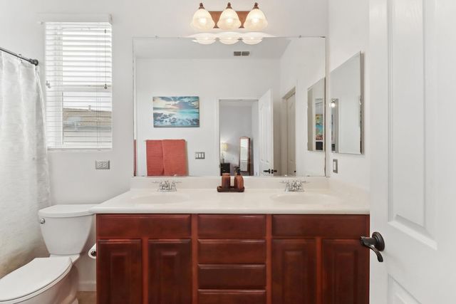 2012 Muscovy Rd, West Sacramento, CA 95691