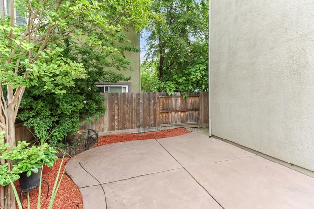 2012 Muscovy Rd, West Sacramento, CA 95691