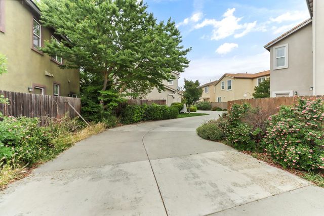 2012 Muscovy Rd, West Sacramento, CA 95691