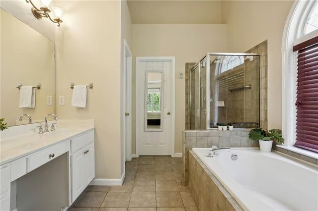 3407 Lantern View Lane, Scottdale, GA 30079