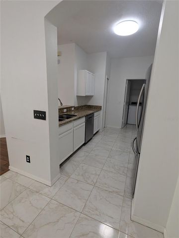 20405 HARVEST OAK COURT, Tampa, FL 33647