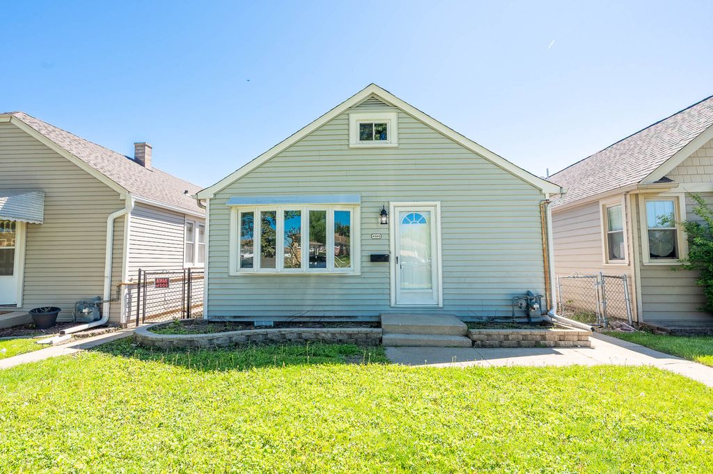 4503 N Sayre Avenue, Harwood Heights, IL 60706