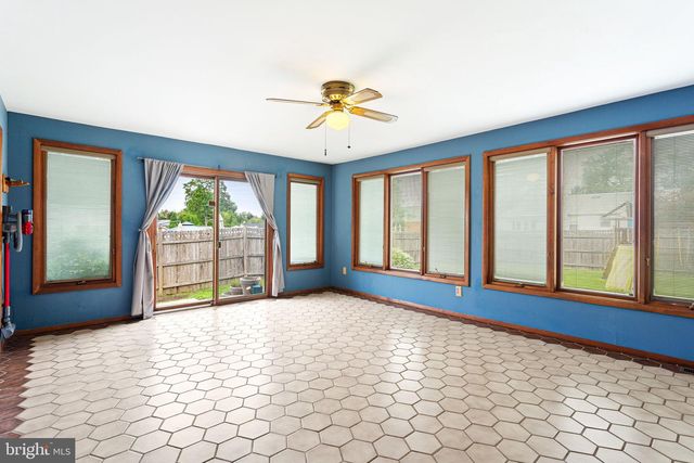 31 NEWELL AVE, Cherry Hill, NJ 08034