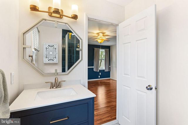 31 NEWELL AVE, Cherry Hill, NJ 08034