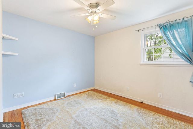 31 NEWELL AVE, Cherry Hill, NJ 08034