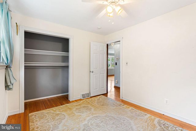 31 NEWELL AVE, Cherry Hill, NJ 08034