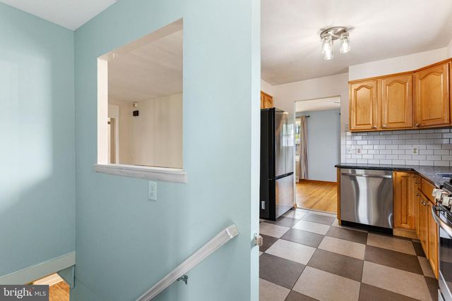 31 NEWELL AVE, Cherry Hill, NJ 08034