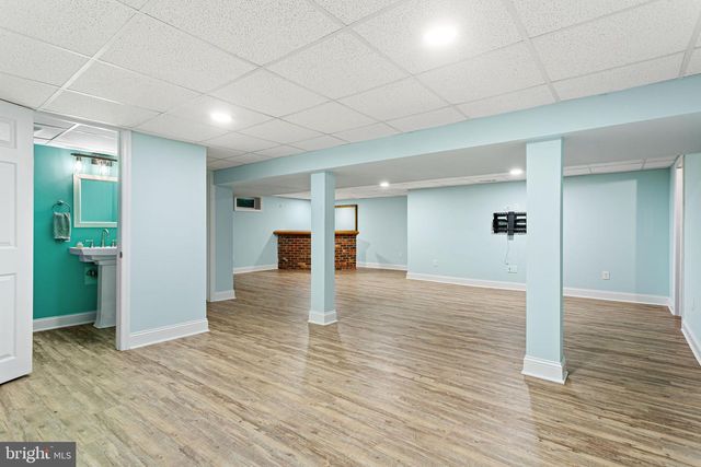 31 NEWELL AVE, Cherry Hill, NJ 08034