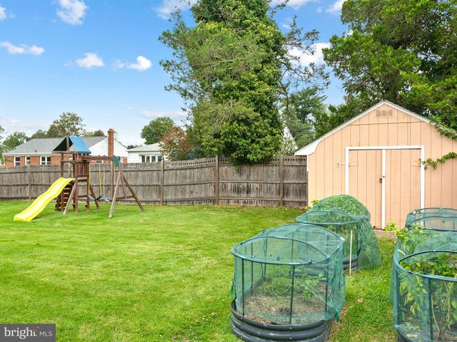 31 NEWELL AVE, Cherry Hill, NJ 08034