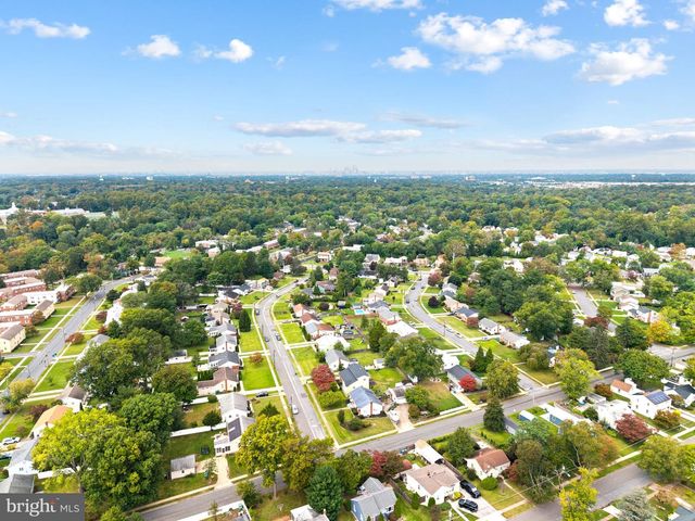 31 NEWELL AVE, Cherry Hill, NJ 08034