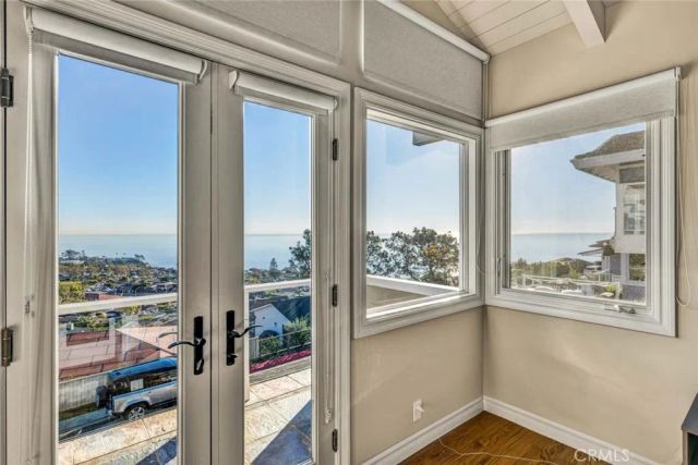 21 N Vista De La Luna, Laguna Beach, CA 92651