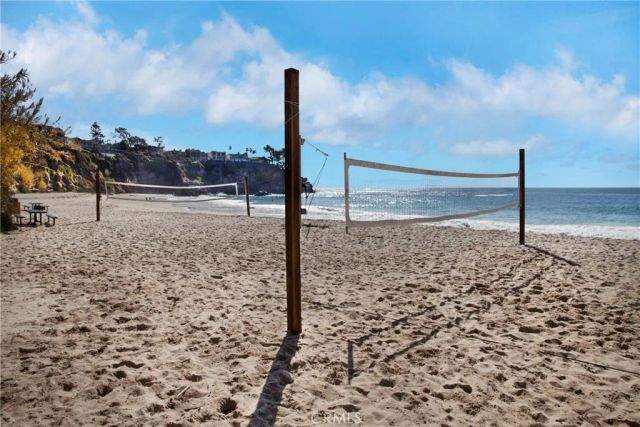 21 N Vista De La Luna, Laguna Beach, CA 92651